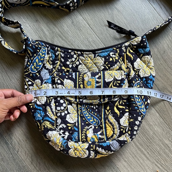 Vera Bradley purse - Picture 5 of 10